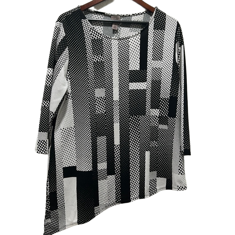 Easywear by Chico’s abstract black blouse size 3 GUC…